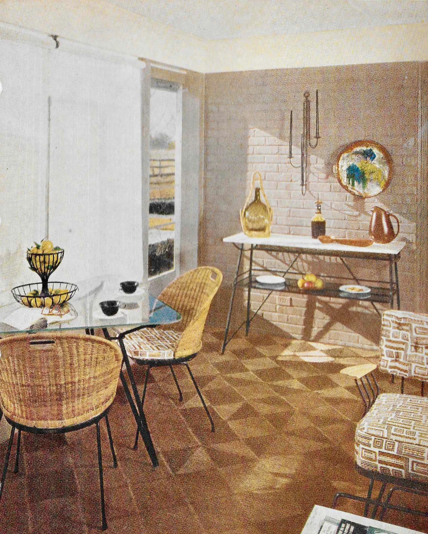 1961 Better Homes and Gardens Decorating Book: Design Trends from